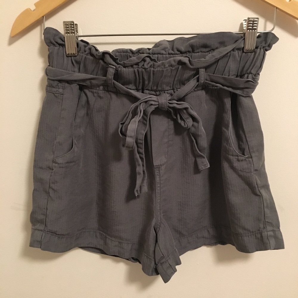 Thread & Supply shorts